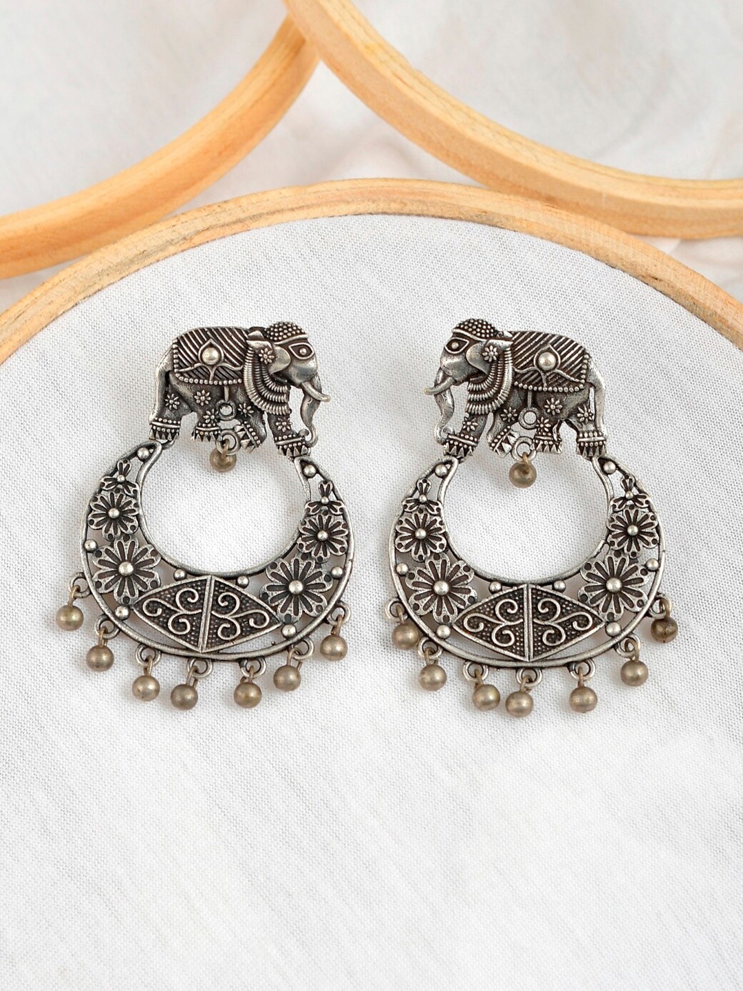 

Infuzze Silver-Toned & Black Silver Plated Contemporary Chandbalis