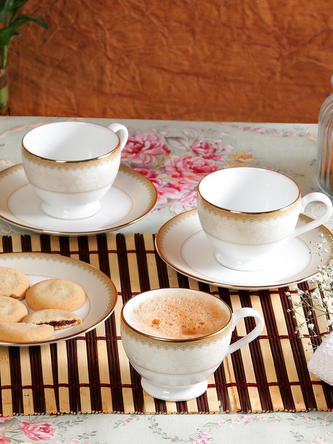 

Noritake Hearth Collection Golden Chintz 12 Pcs Tea Set, White