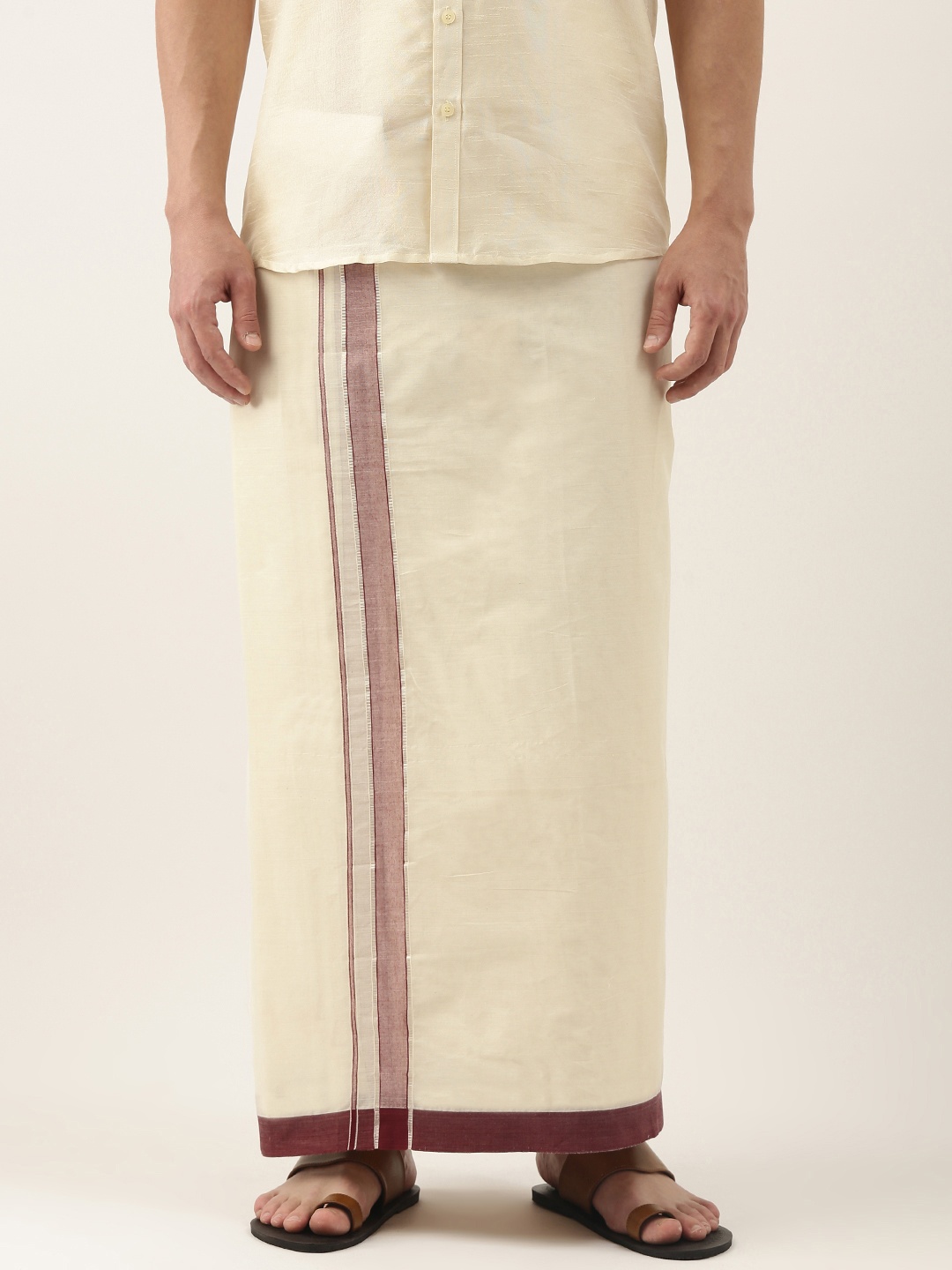 

Thangamagan Men Off White Cotton Fancy Border Dhoti
