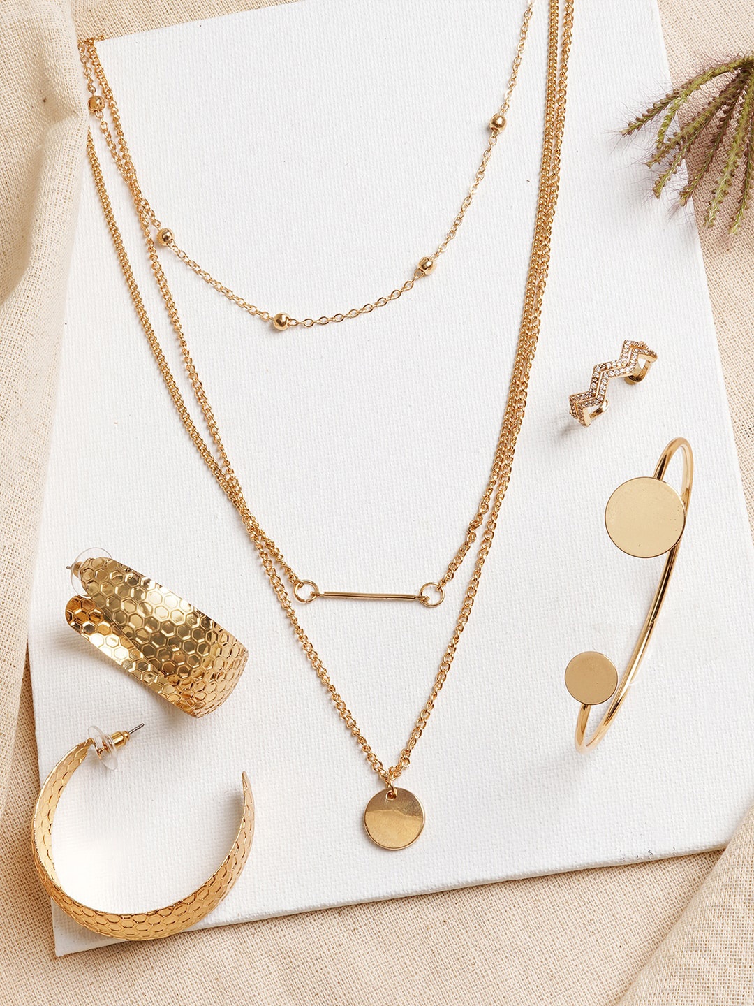 

JOKER & WITCH Gold-Plated Jewellery Set