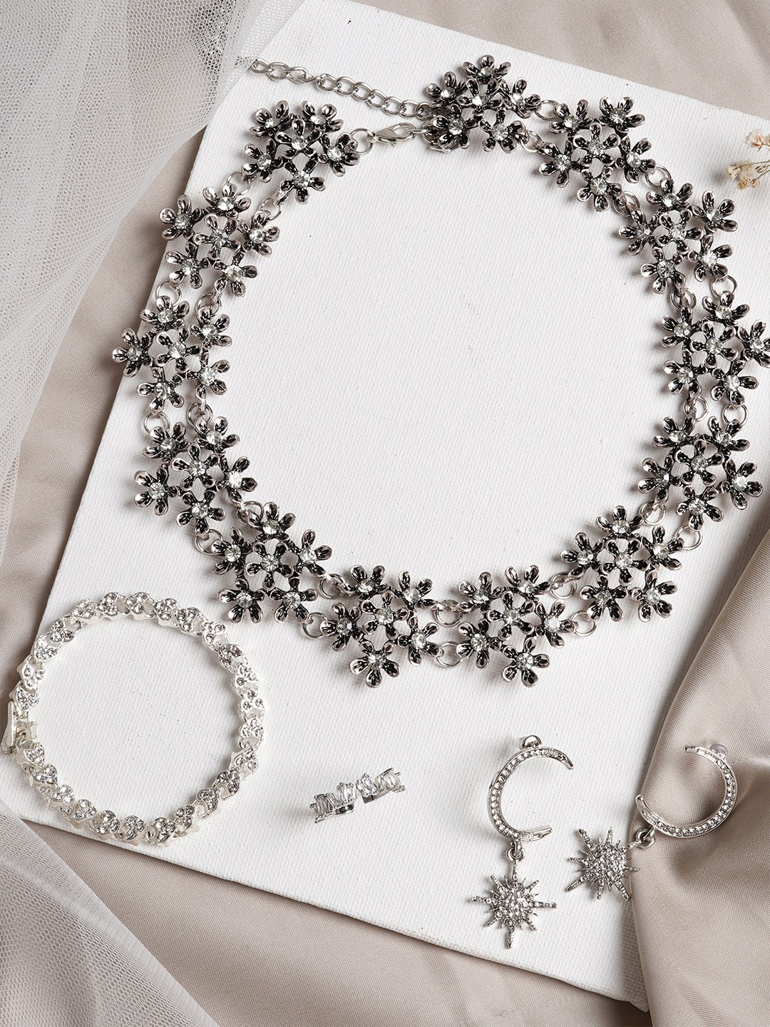 

JOKER & WITCH Silver-Toned & White Stone-Studded Bush Jewellery Set