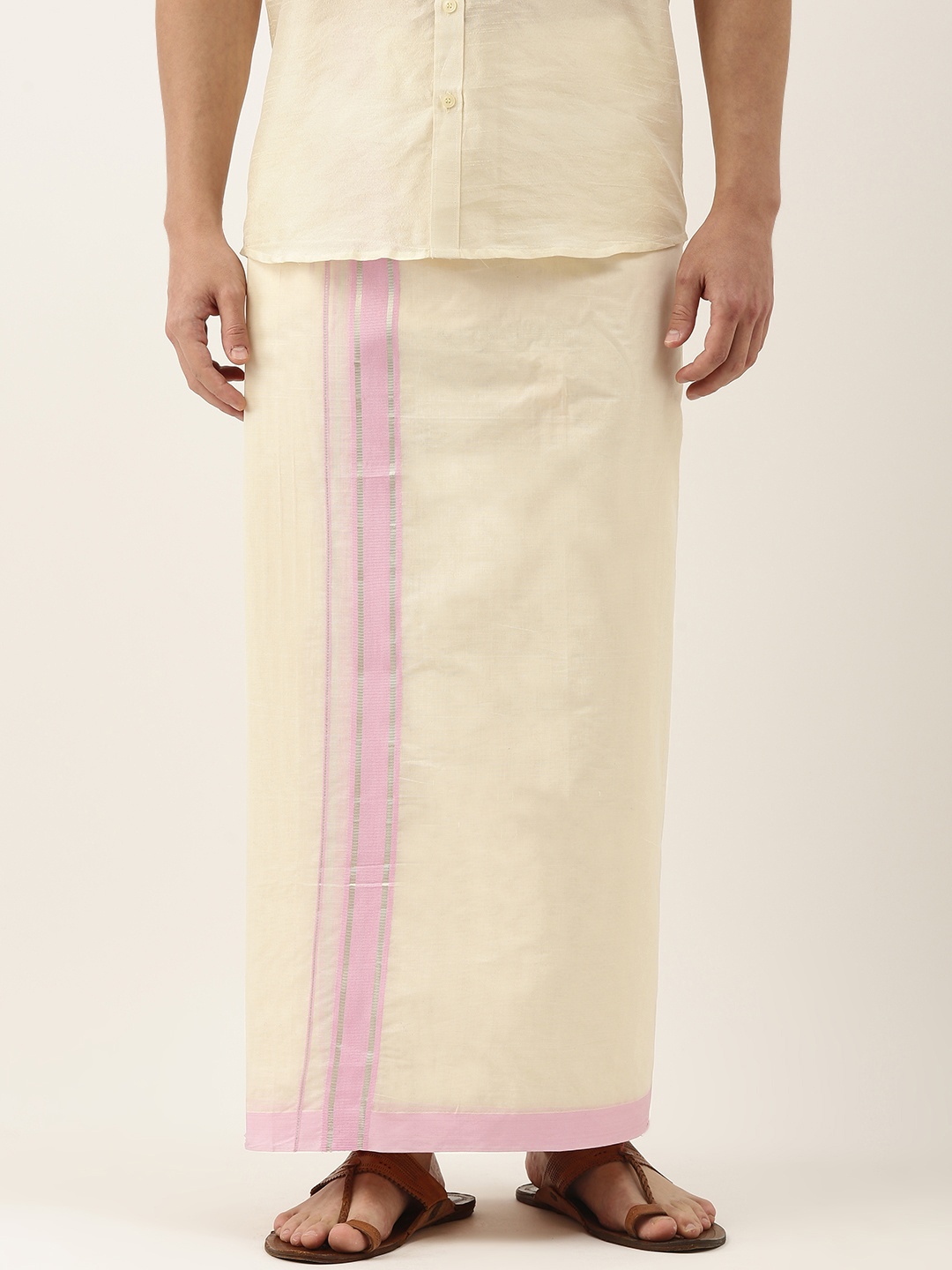 

Thangamagan Men Off-White & Purple Solid Pure Cotton Dhoti With Fancy Border