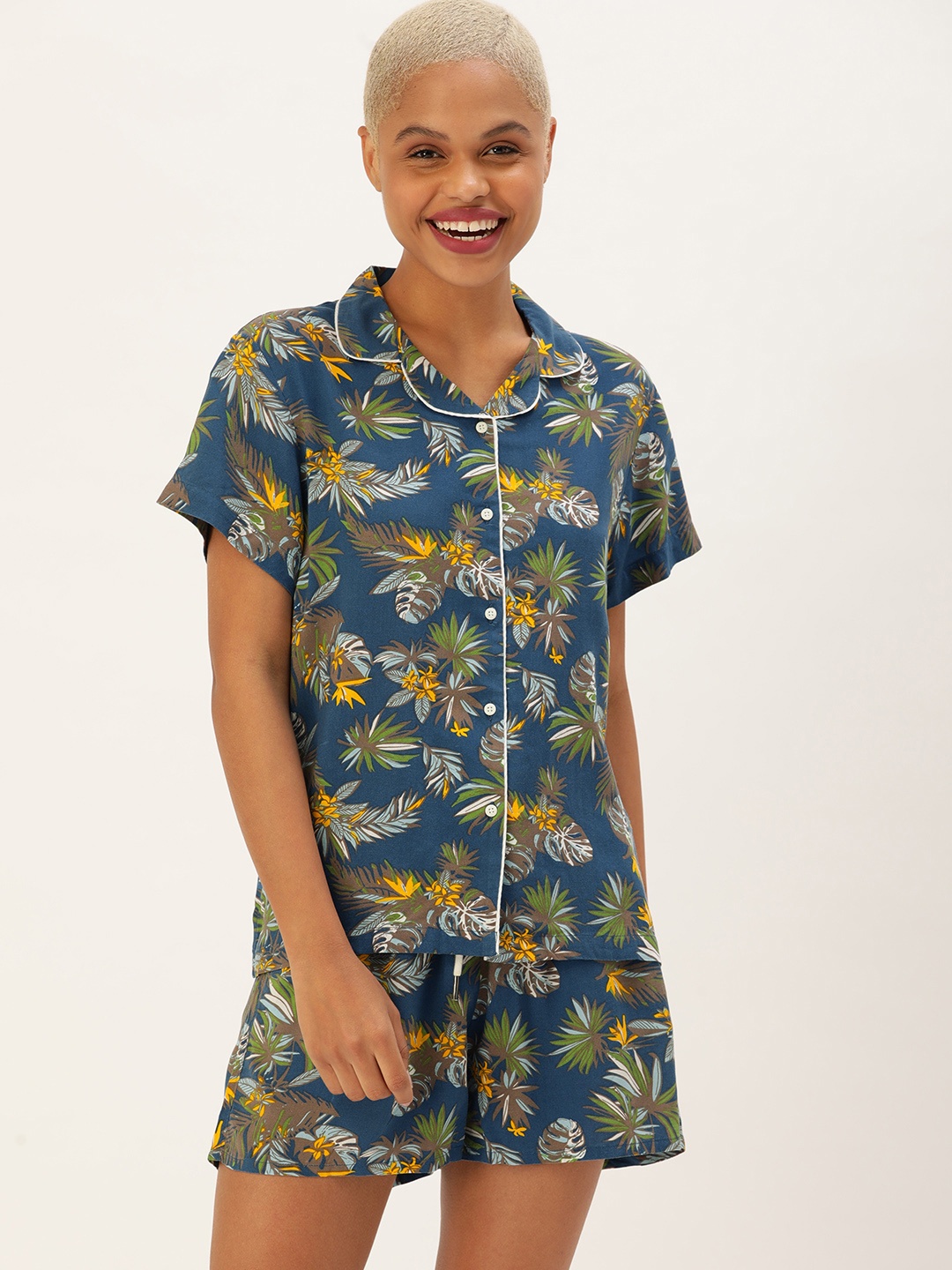 

Bene Kleed Women Blue Printed Night suit