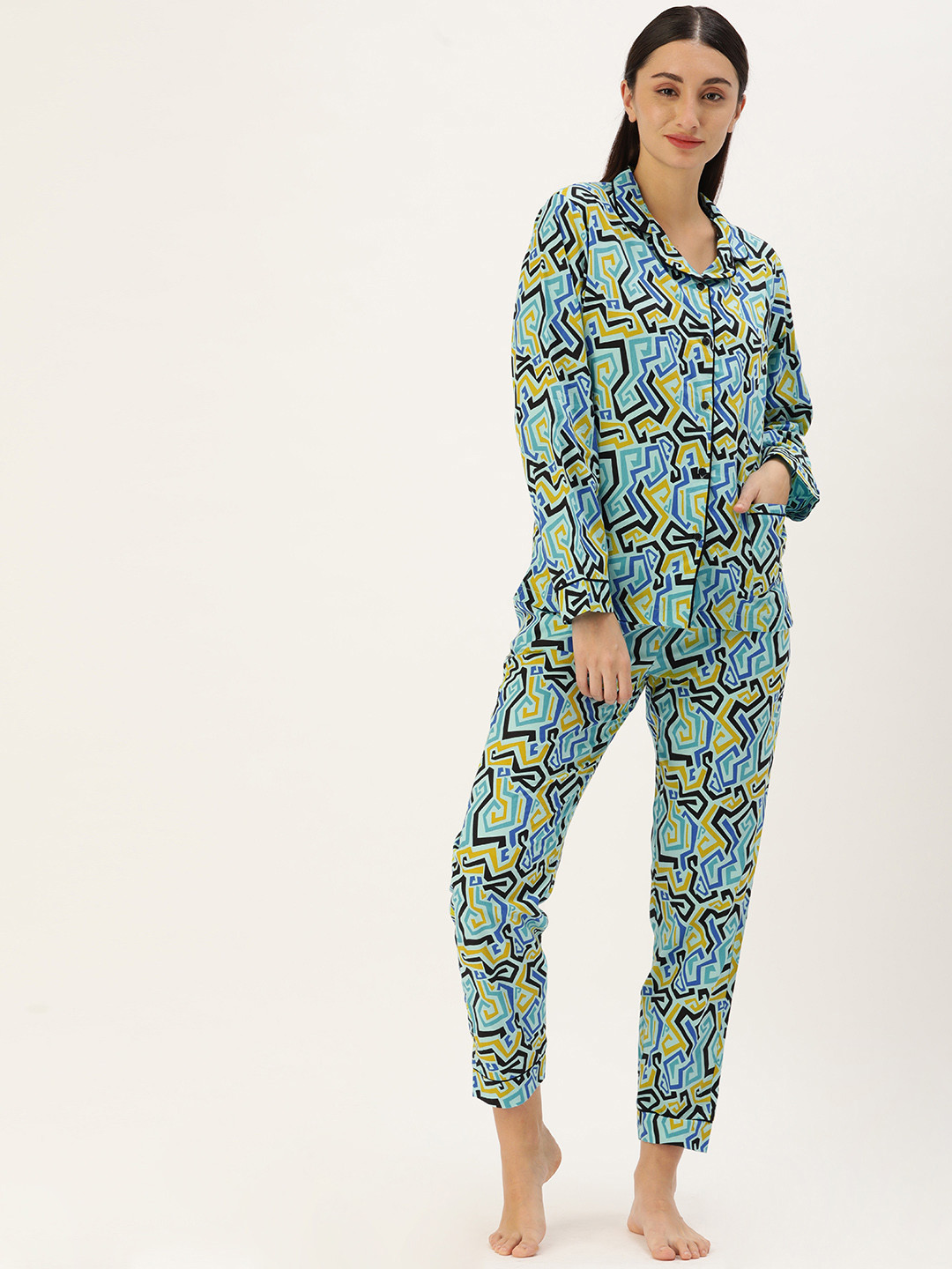 

Bene Kleed Women Blue & Black Printed Night suit