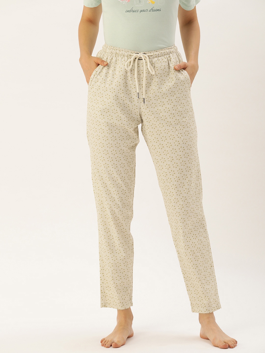 

Bene Kleed Women Off-White Printed Cotton Lounge Pant With N9 Silver Anti Bacterial Finish