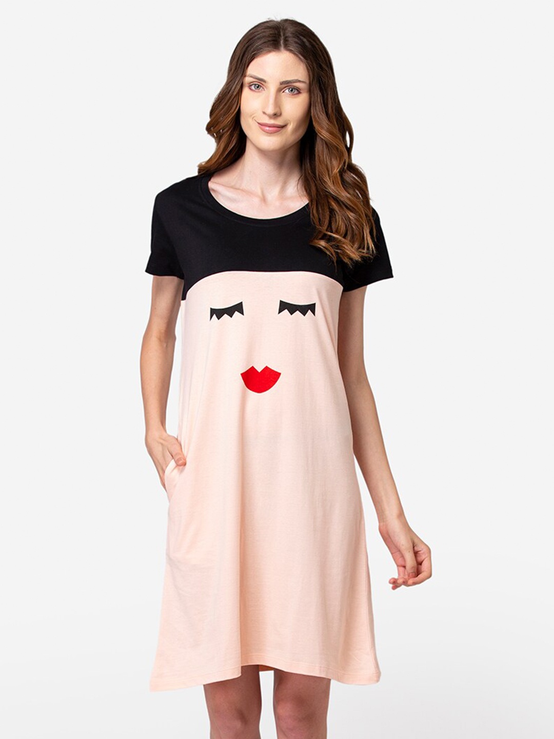 

Lounge Dreams Peach-Coloured Printed Nightdress