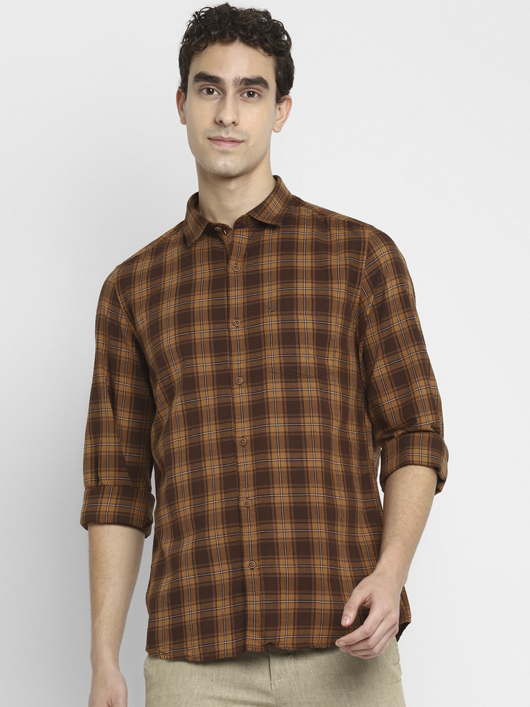 

Turtle Men Brown Slim Fit Opaque Checked Casual Shirt