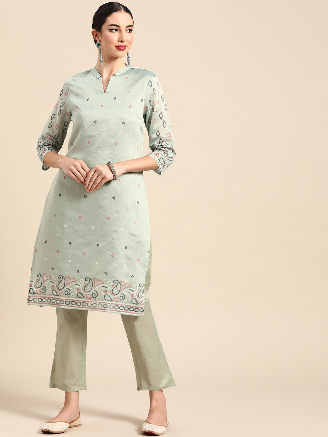 

Anouk Women Grey Printed Regular Chanderi Silk Kurta with Trousers