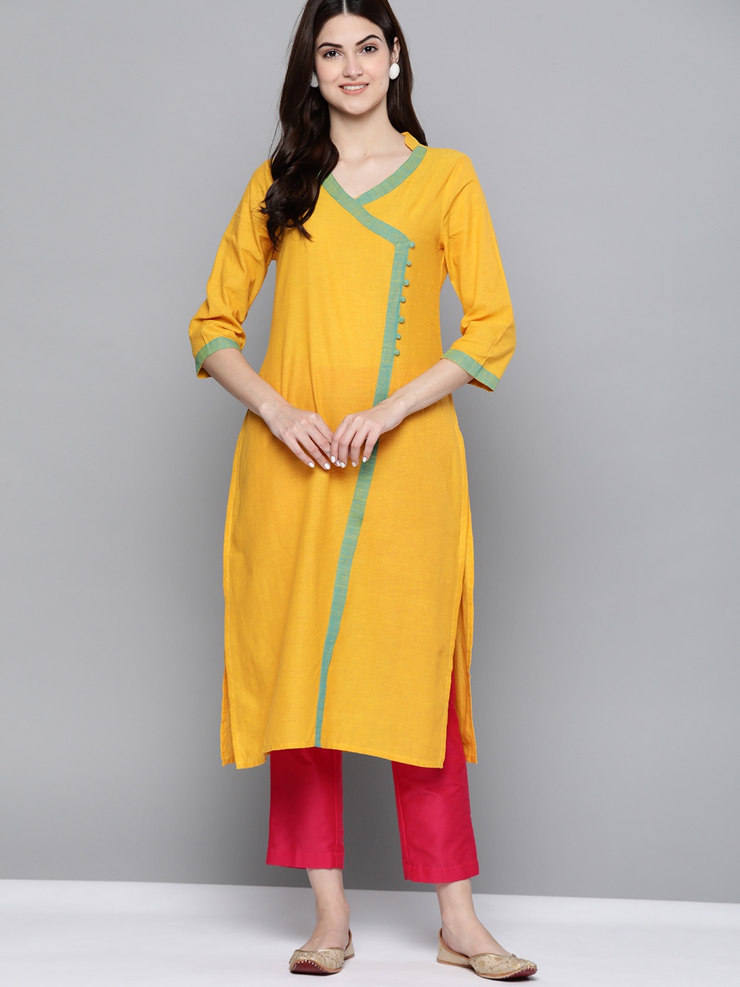 

HERE&NOW Women Yellow Pure Cotton Thread Work Kurta