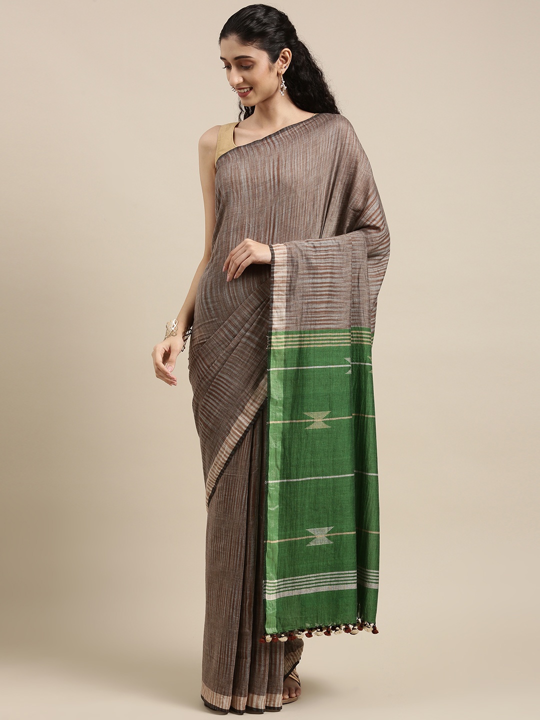 

ArtEastri Brown & Green Woven Design Pure Cotton Jamdani Saree