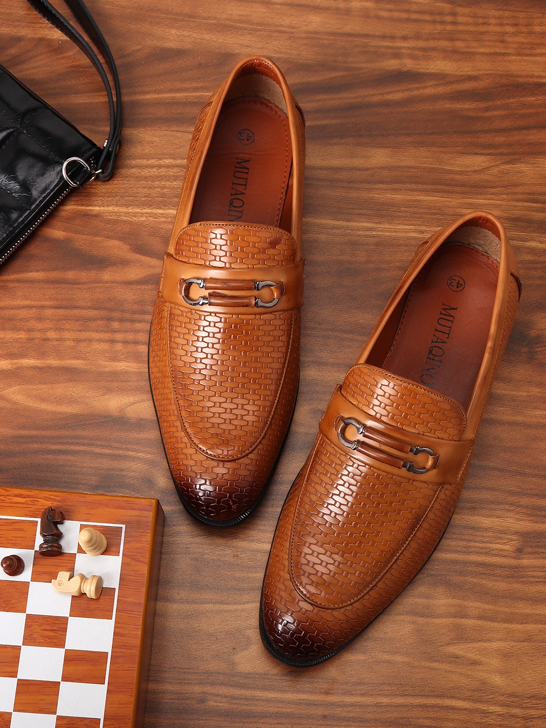 

MUTAQINOTI Men Tan Textured Patent Leather Loafers