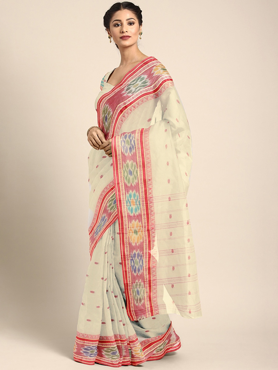 

Kalakari India Peach-Coloured & Cream-Coloured Woven Design Silk Cotton Taant Saree