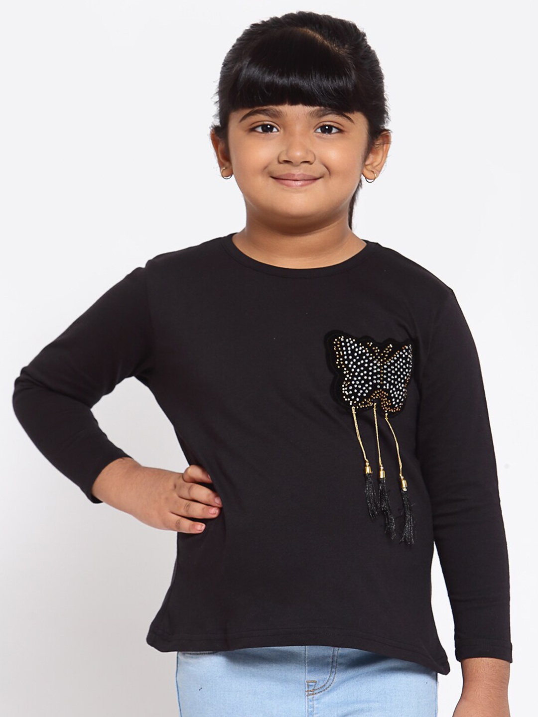 

NYNSH Girls Black Solid Applique T-shirt