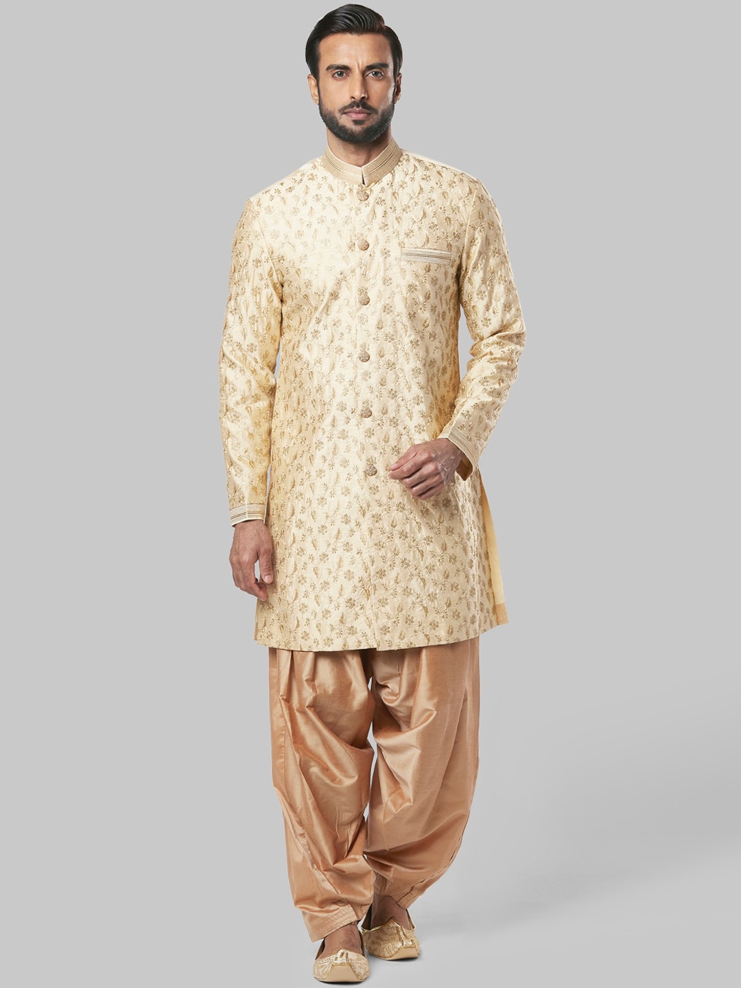 

Ethnix by Raymond Men Gold-Toned Metallic Ethnic Motifs Embroidered Kurta