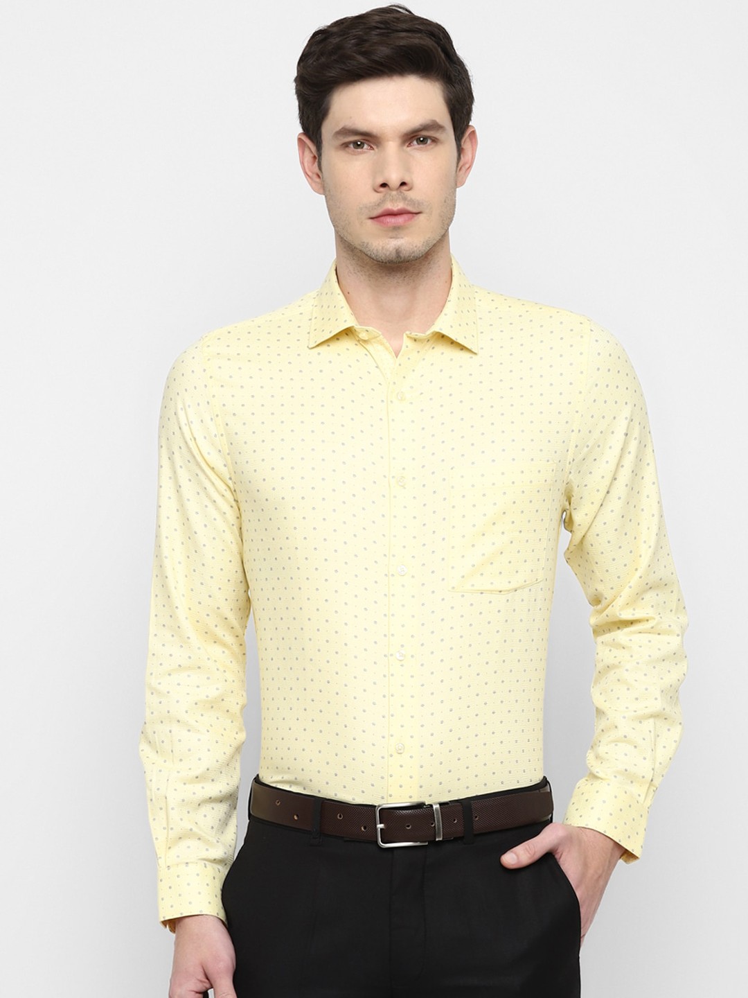 

Turtle Men Yellow & Grey Polka Dots Printed Formal Shirt