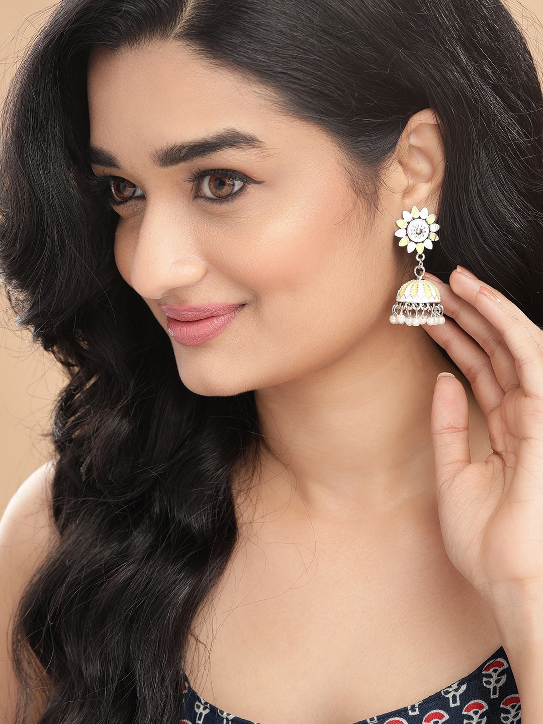 

Anouk Silver-Toned & White Silver Plated Enamelled Circular Jhumkas Earrings