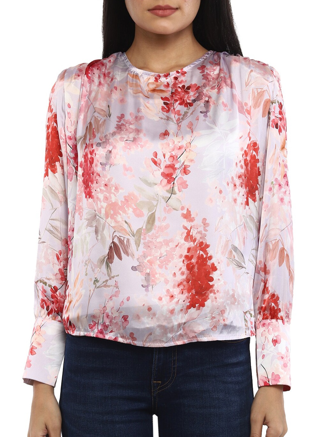 

Rinascimento Woman Red Floral Regular Top