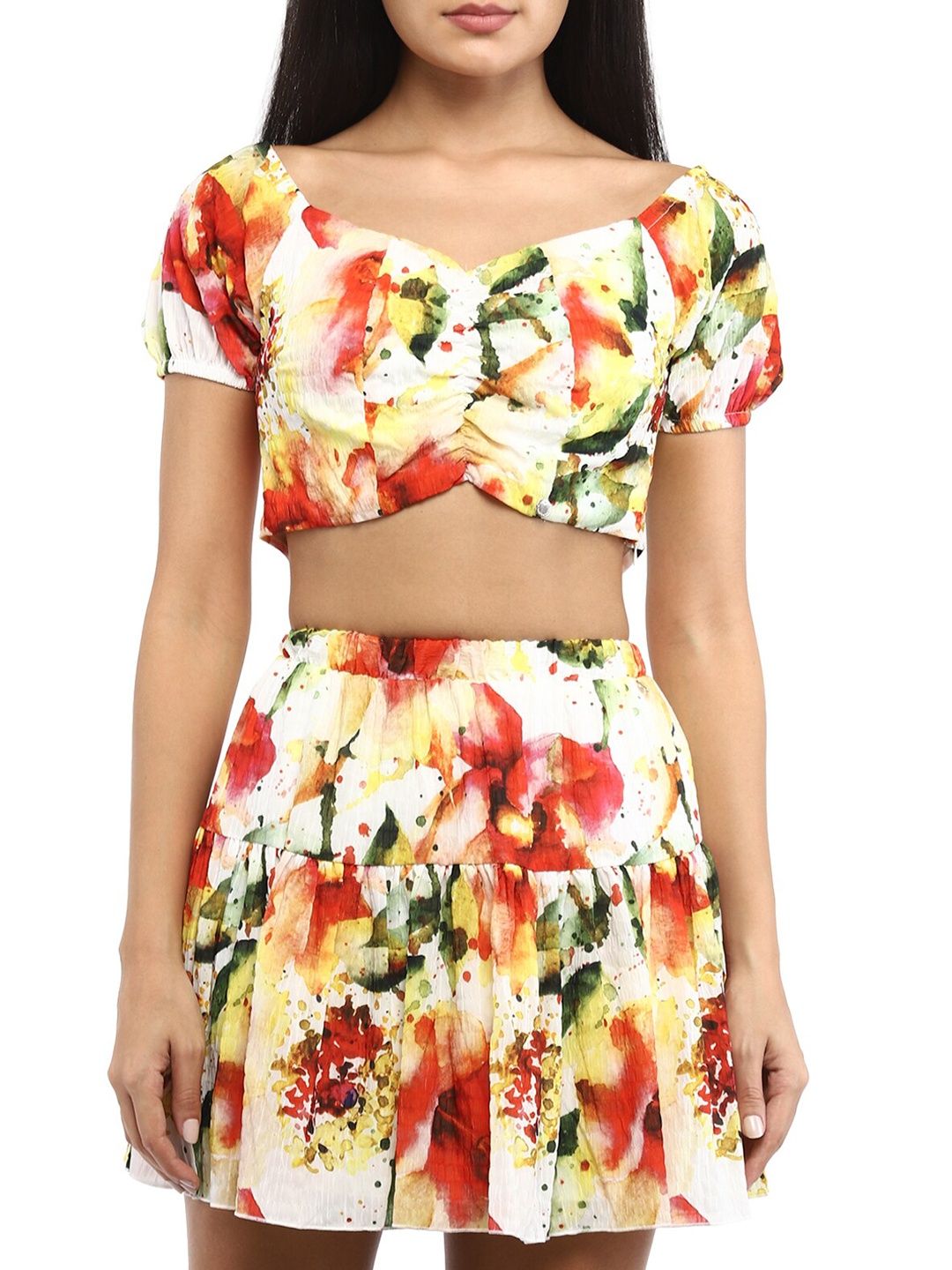 

Rinascimento Women Red Floral Sweetheart Neck Regular Crop Top