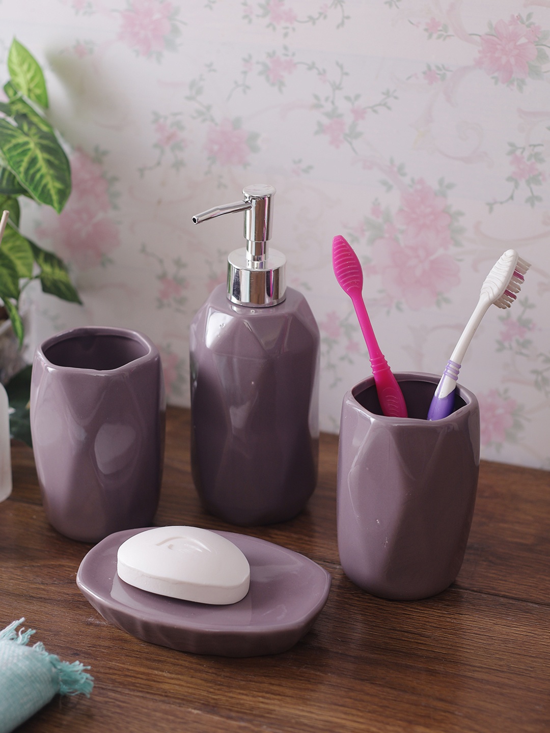 

House Of Accessories Set Of 4 Brown Solid Bathroom Accessories