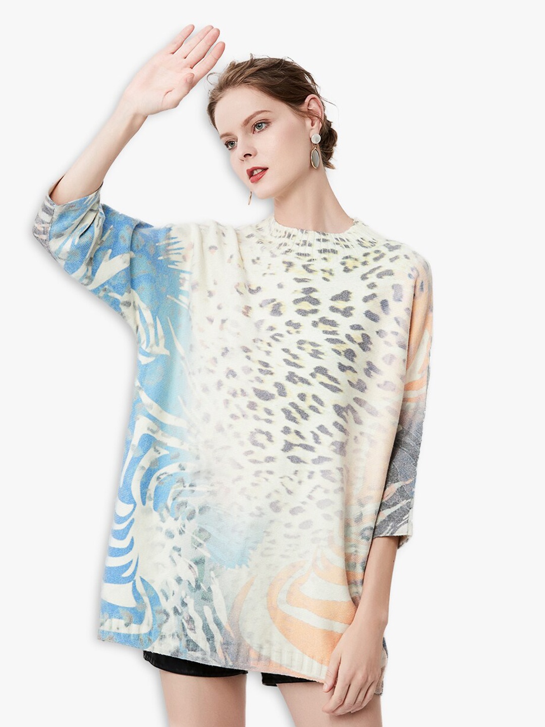 

JC Collection Women White & Blue Animal Printed Pullover