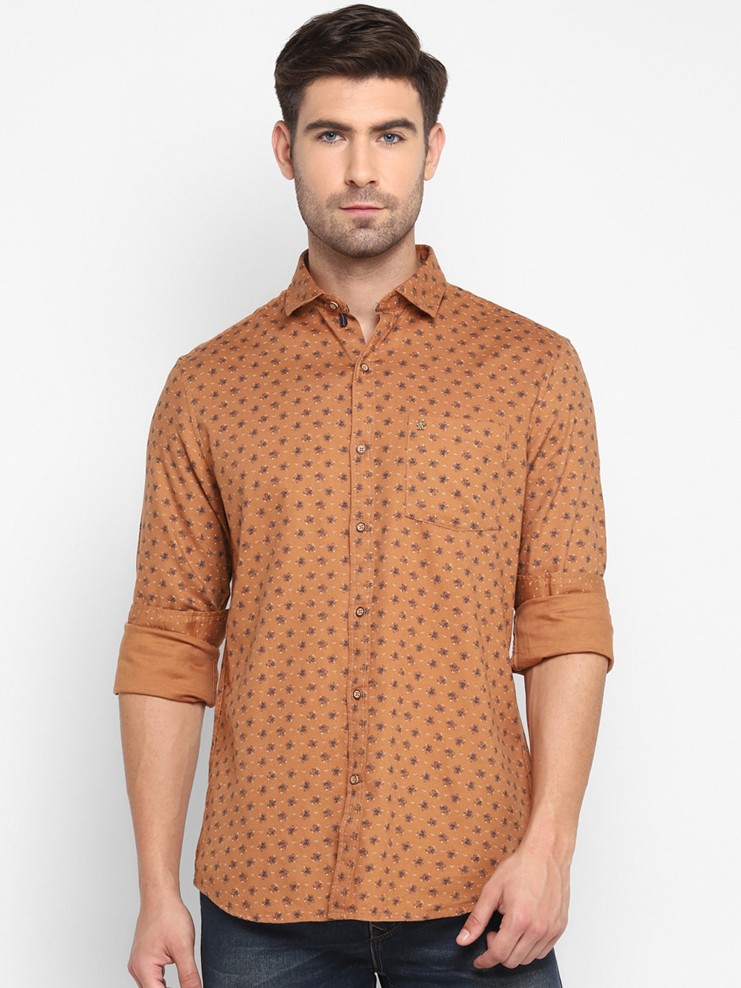 

Turtle Men Brown Slim Fit Printed Casual Shirt