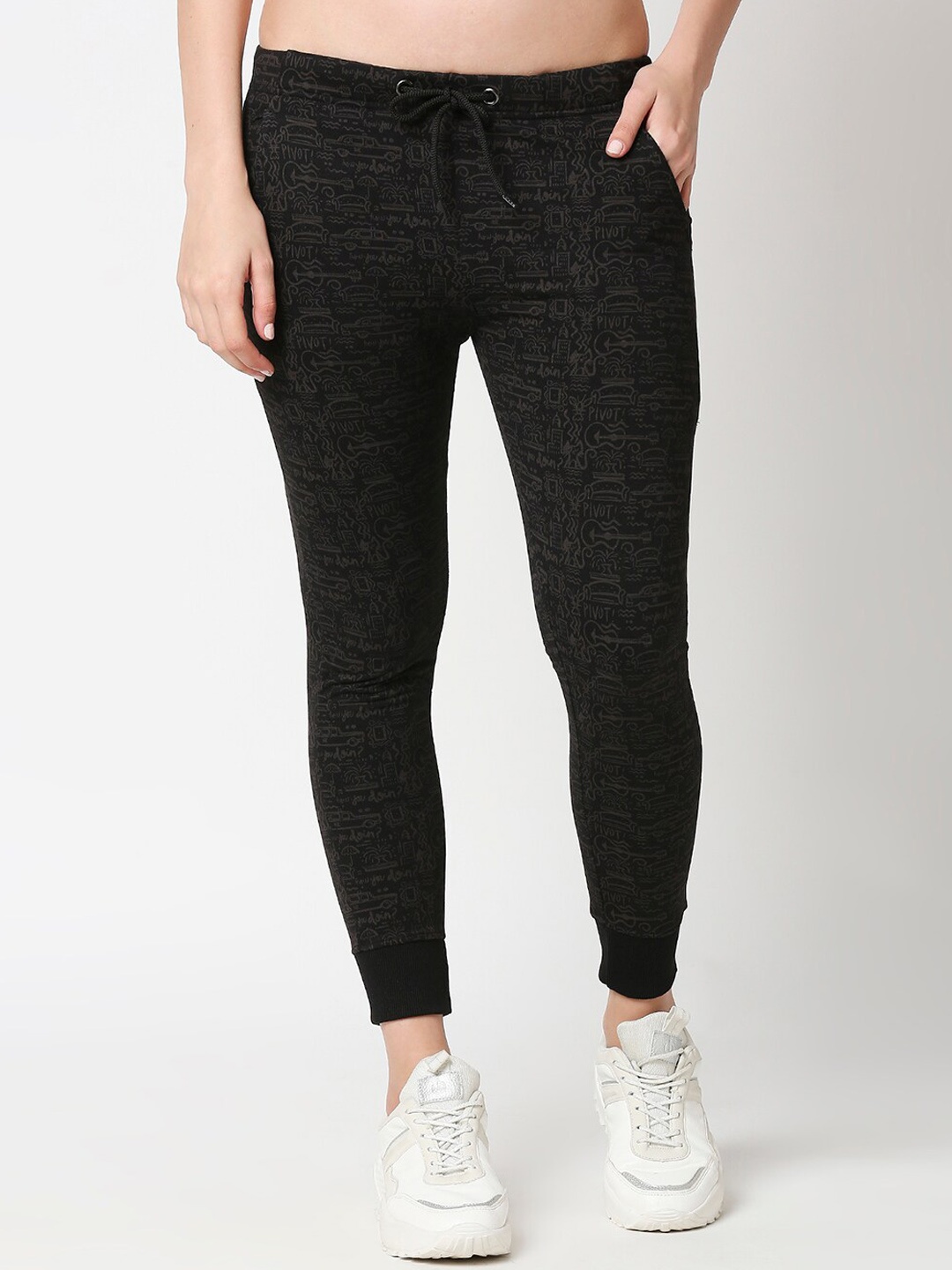 

Bewakoof Women Black Printed Joggers