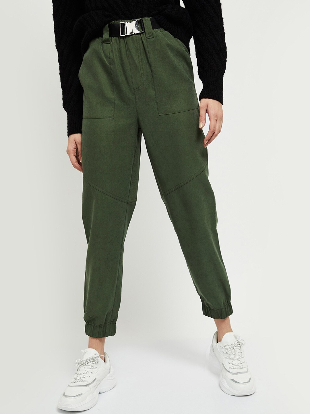 

Max Women Green Solid Track Pants, Olive