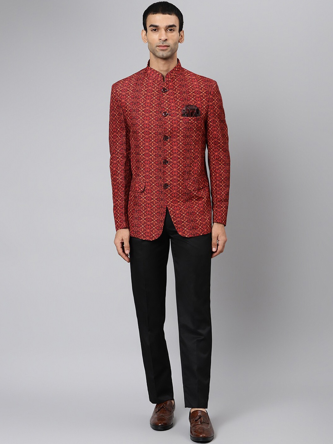 

Hangup Men Maroon Printed Two-Piece Bandhgala Party Suit, Brown