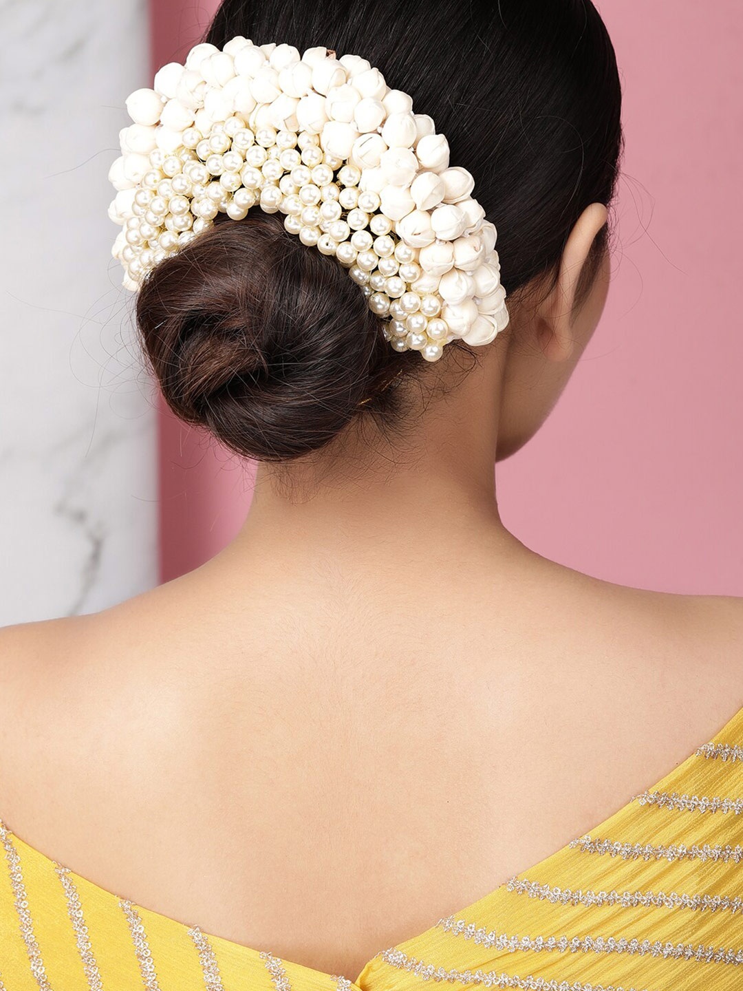 

Rubans Women White Beaded Hair Pin