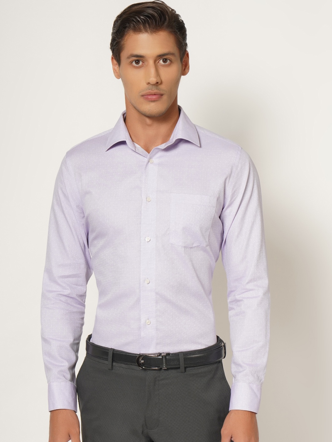 

Blackberrys Men's Purple Textured Formal Slim Fit Wrinkle-Resistant Shirt