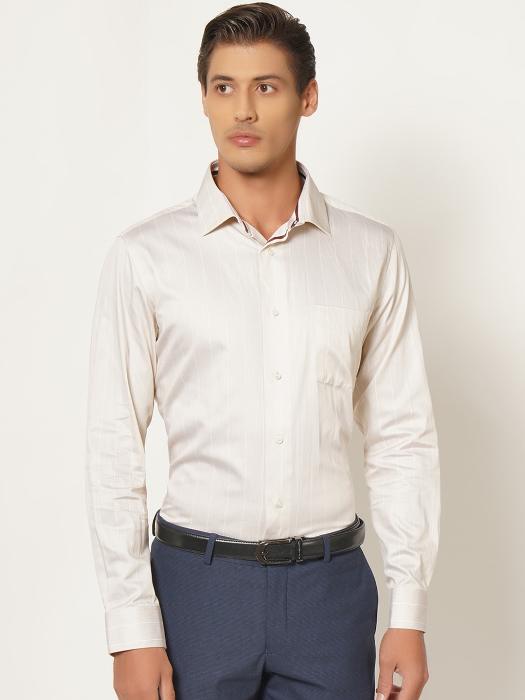 

Blackberrys Men Beige & White India Slim Fit Opaque Striped Cotton Formal Shirt