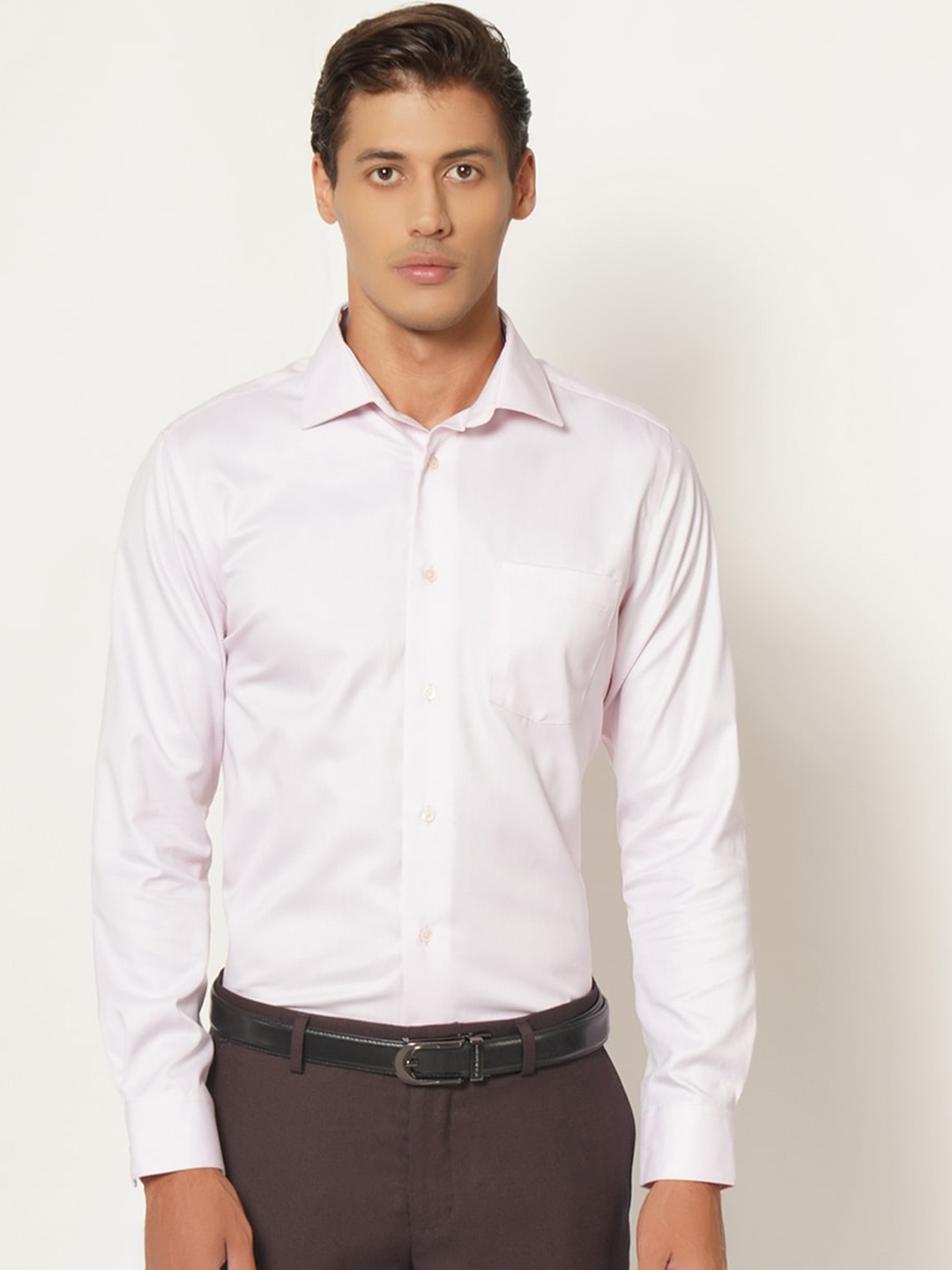 

Blackberrys Men Pink India Slim Fit Opaque Solid Formal Shirt