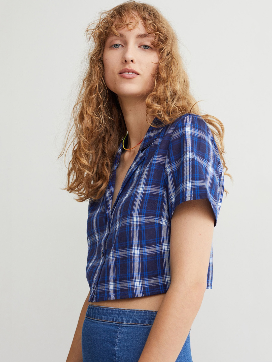 

H&M Women Blue Cropped Shirt