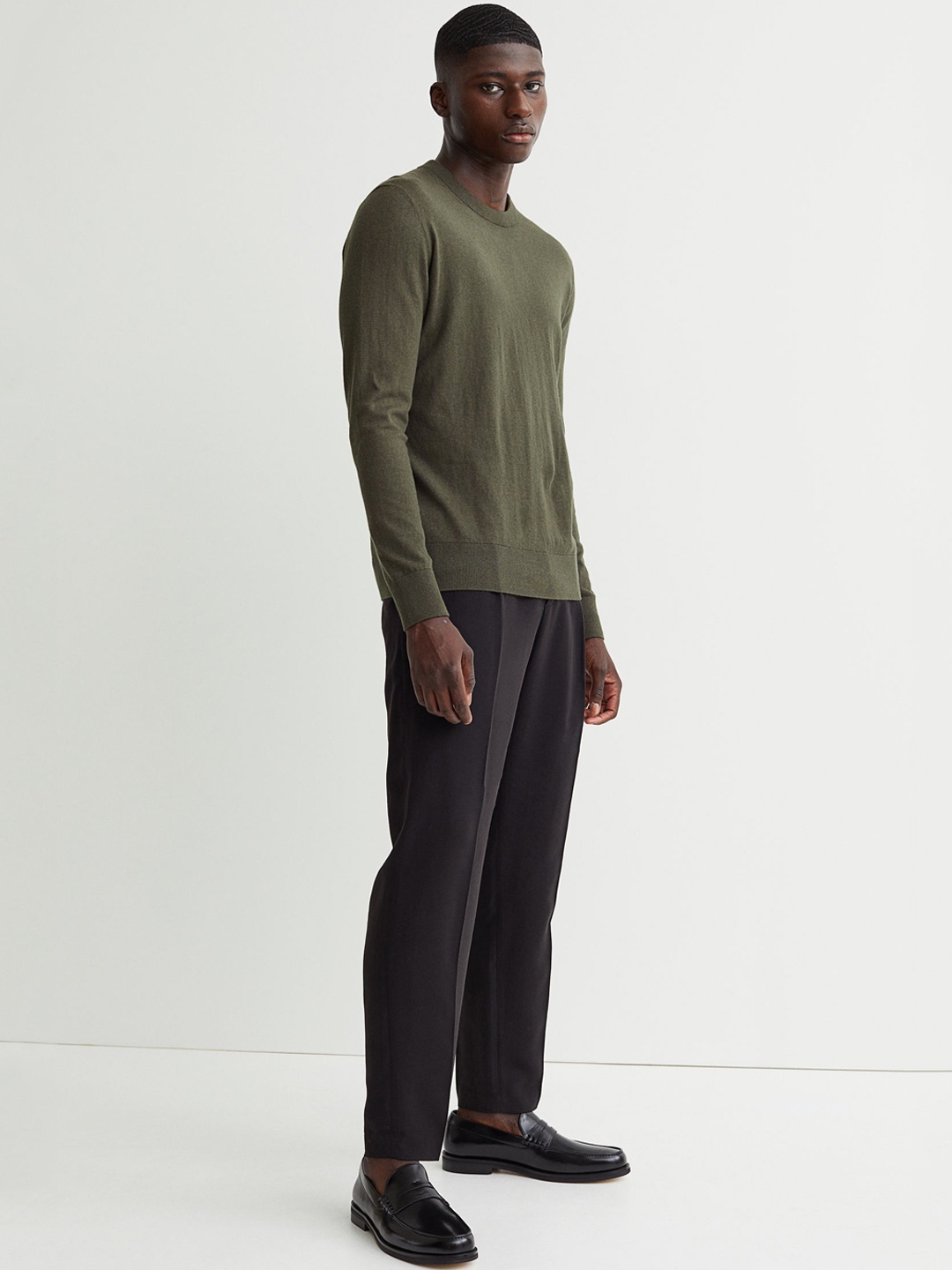

H&M Men Green Solid Cashmere-Blend Jumper