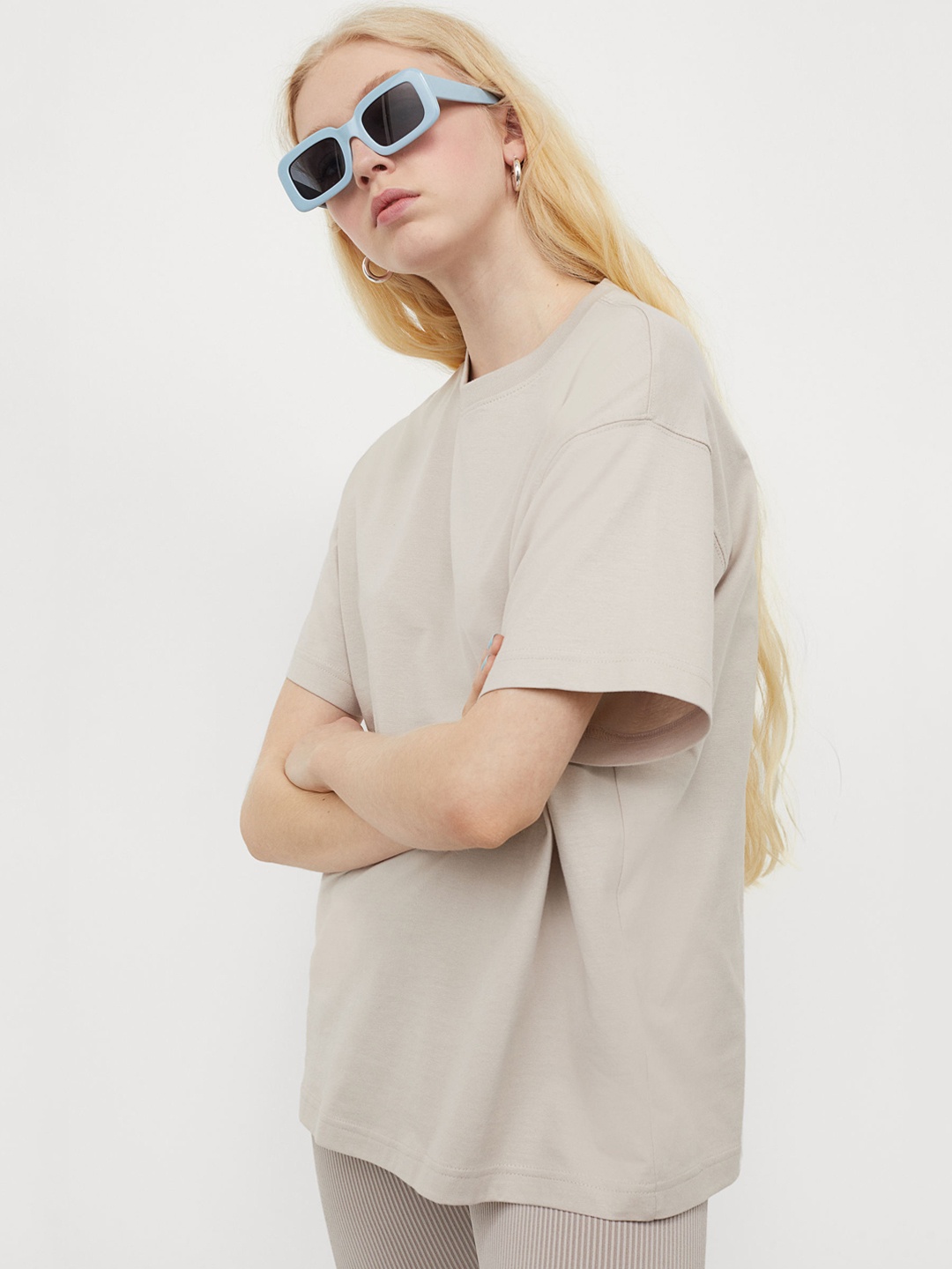 

HM Women Beige Solid Wide Cotton Pure Cotton T-shirt