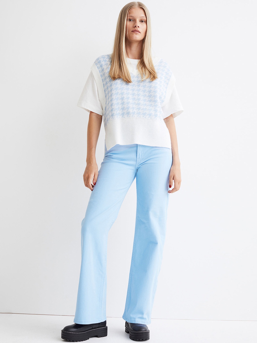 

H&M Women Blue Solid Wide Twill Trousers