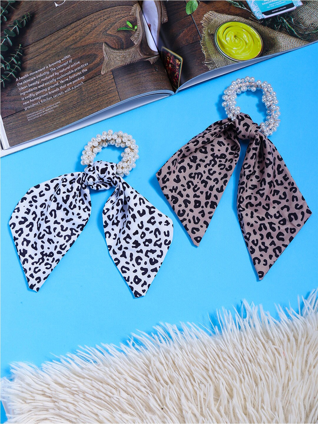 

Yellow Chimes Women Set of 2 Embellished Ponytail Holders, White