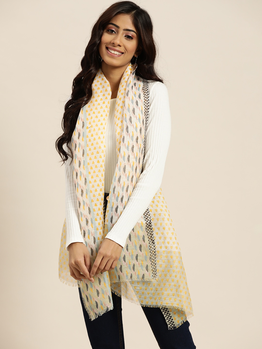 

Sangria Women Yellow Printed Stole