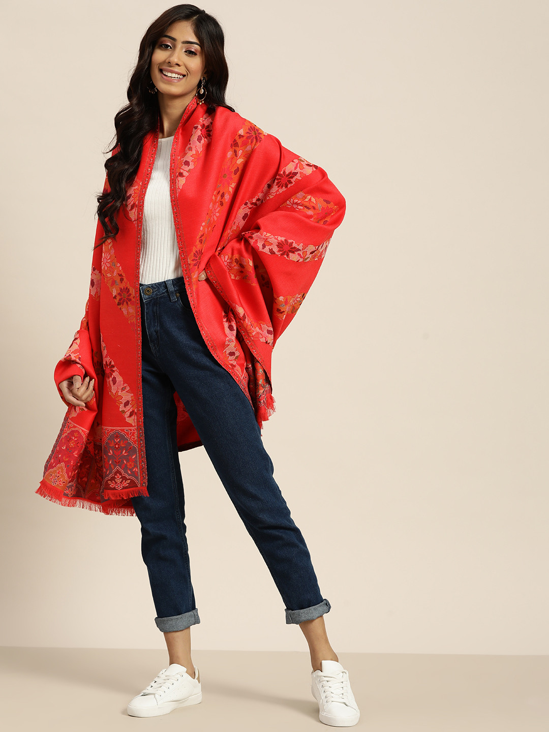 

Sangria Women Red Diagonal Floral Kaani Woven Design Woollen Shawl