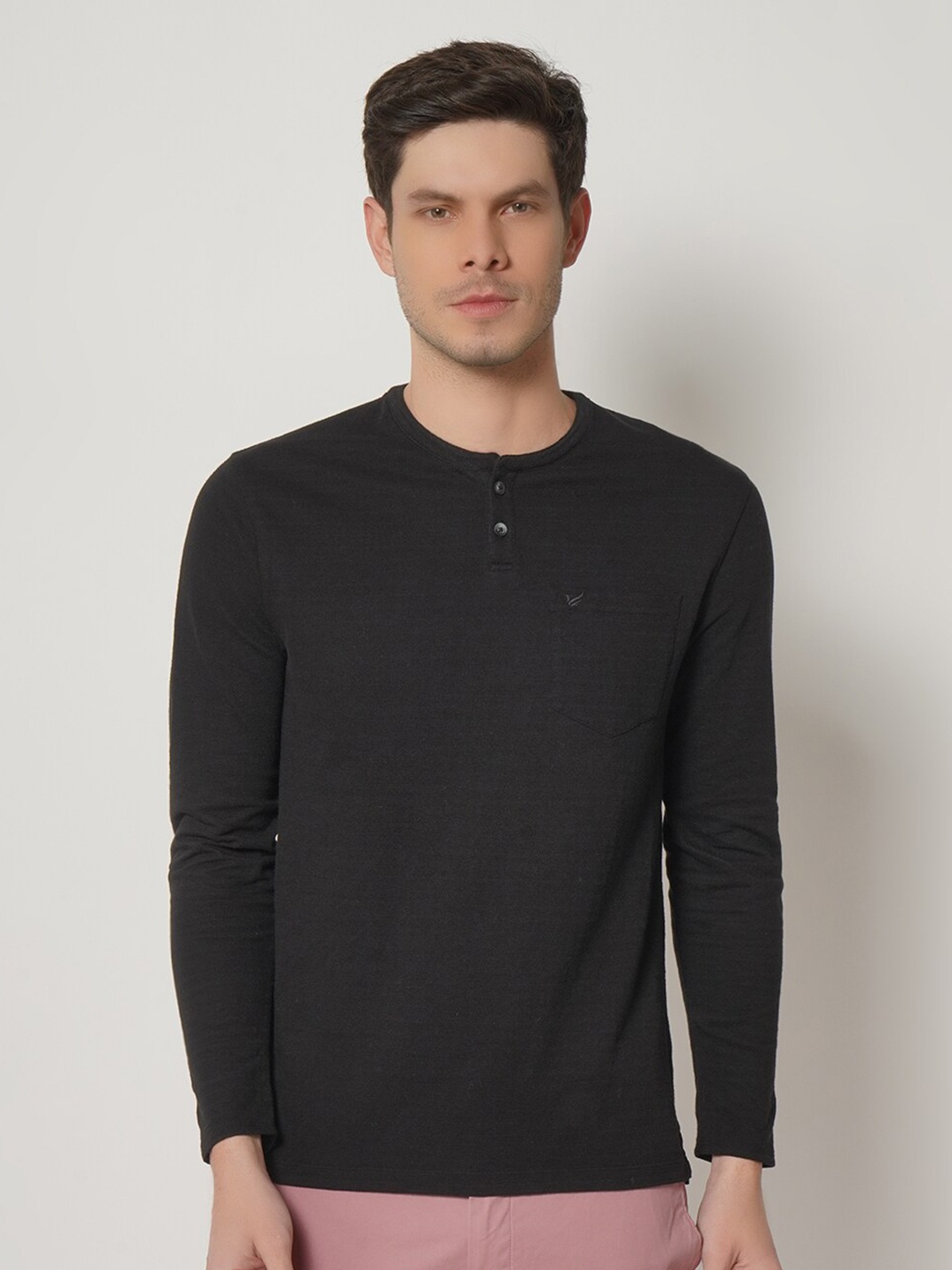 

Blackberrys Men Black Henley Neck Pockets Slim Fit T-shirt