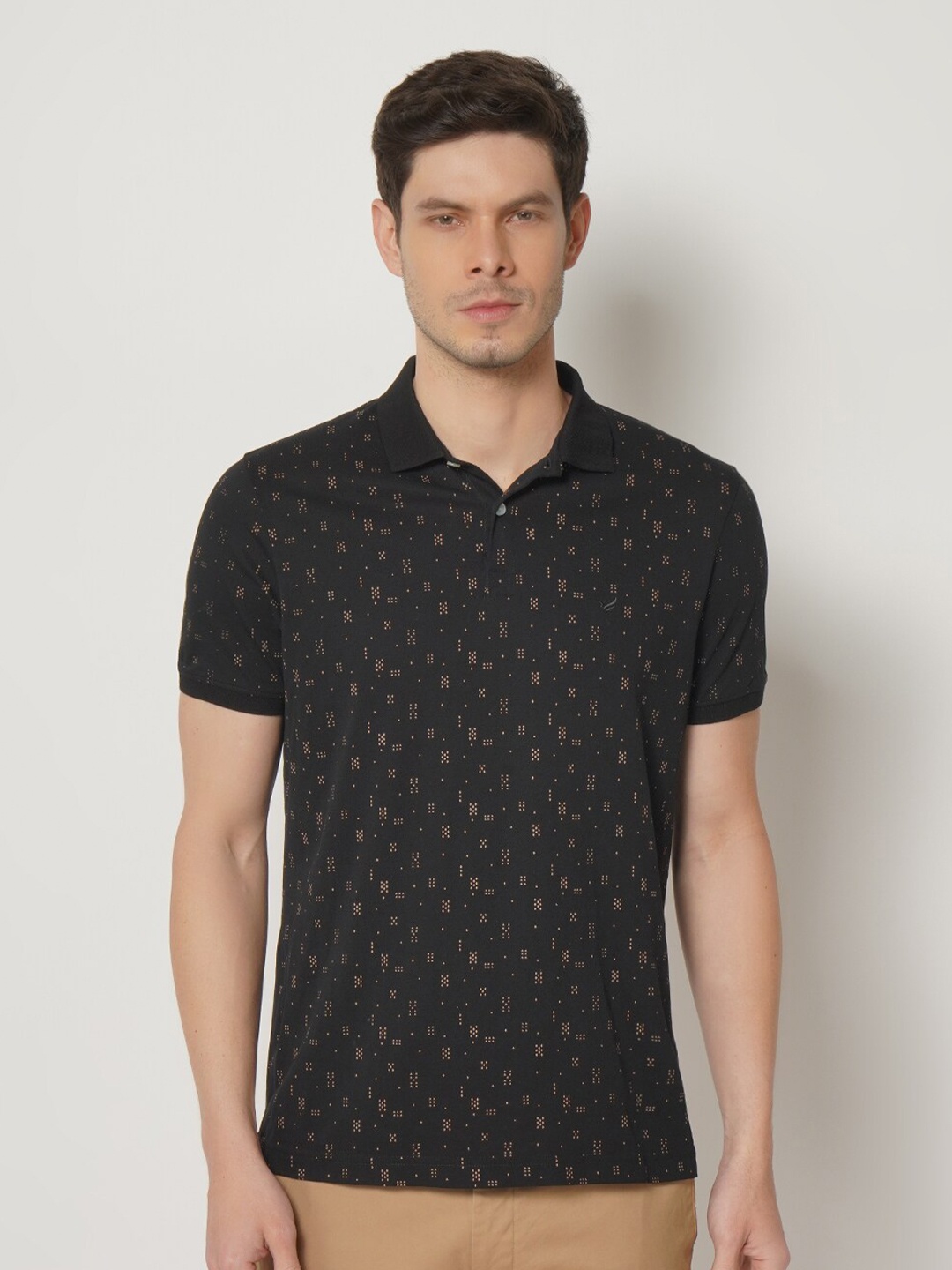 

Blackberrys Men Black Beige Printed Polo Collar Slim Fit Cotton Pure Cotton T-shirt