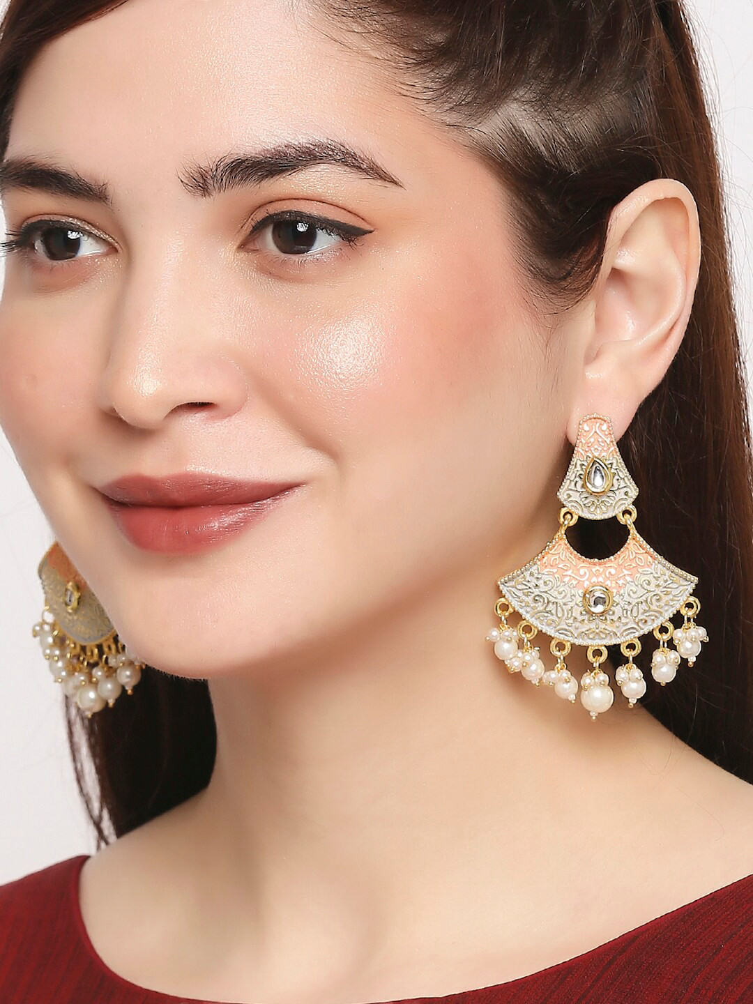 

OOMPH Grey Contemporary Drop Earrings