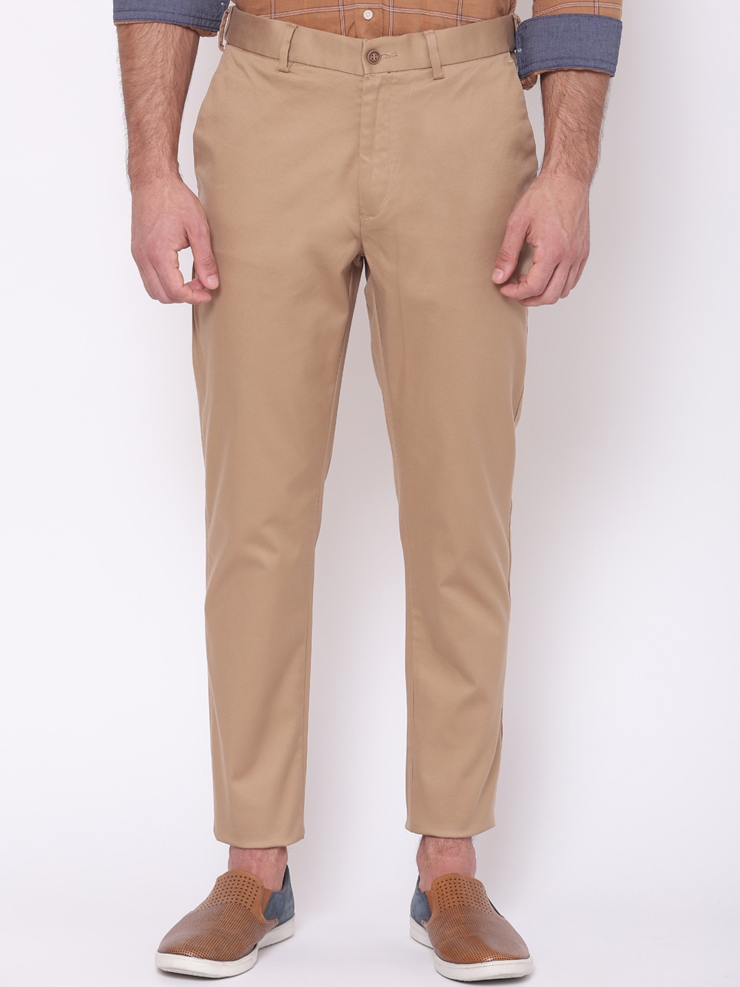

Blackberrys Men Khaki Arise Regular Fit Trousers