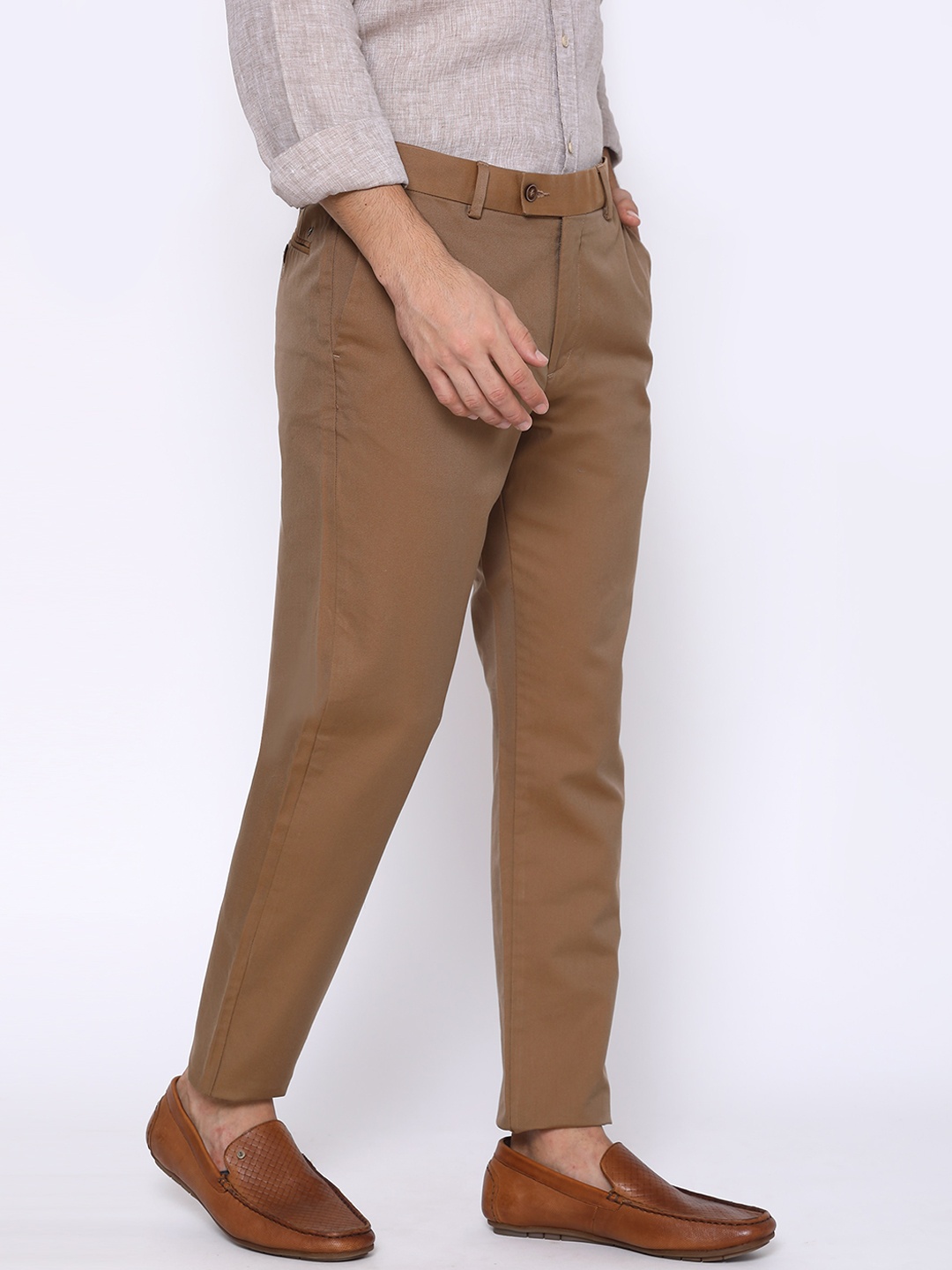 

Blackberrys Men Khaki Arise Regular Fit Trousers