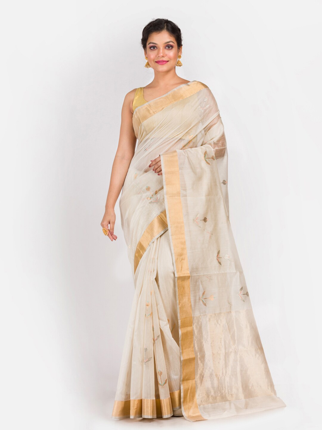 

Aryavart Off White & Gold Ethnic Motifs Zari Silk Cotton Saree