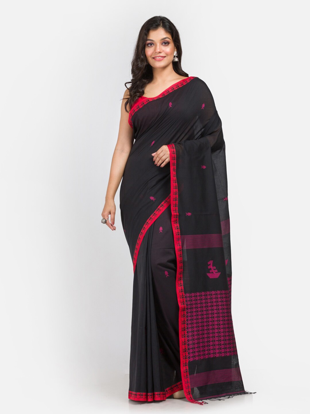 

Aryavart Black & Magenta Ethnic Motifs Pure Cotton Saree