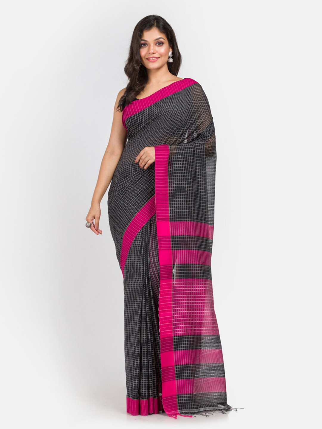 

Aryavart Black & Fuchsia Checked Pure Cotton Saree