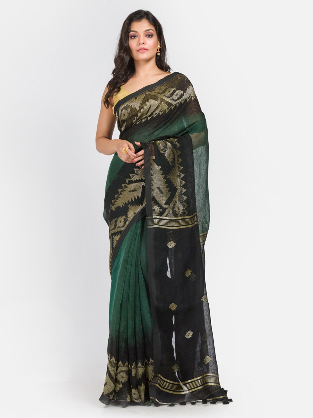 

Aryavart Green & Black Zari Pure Linen Jamdani Saree
