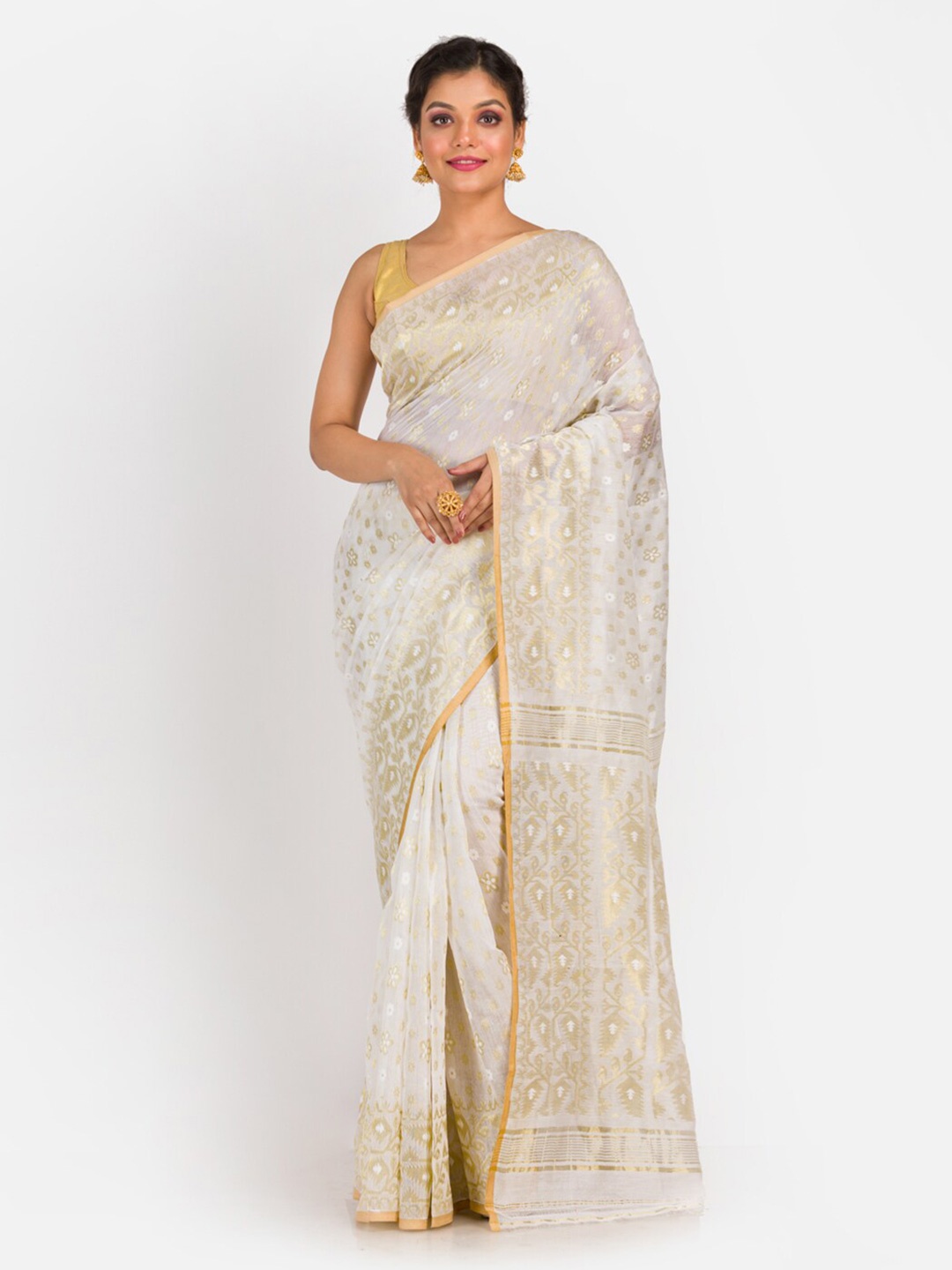 

Aryavart Off White & Gold Ethnic Motifs Saree