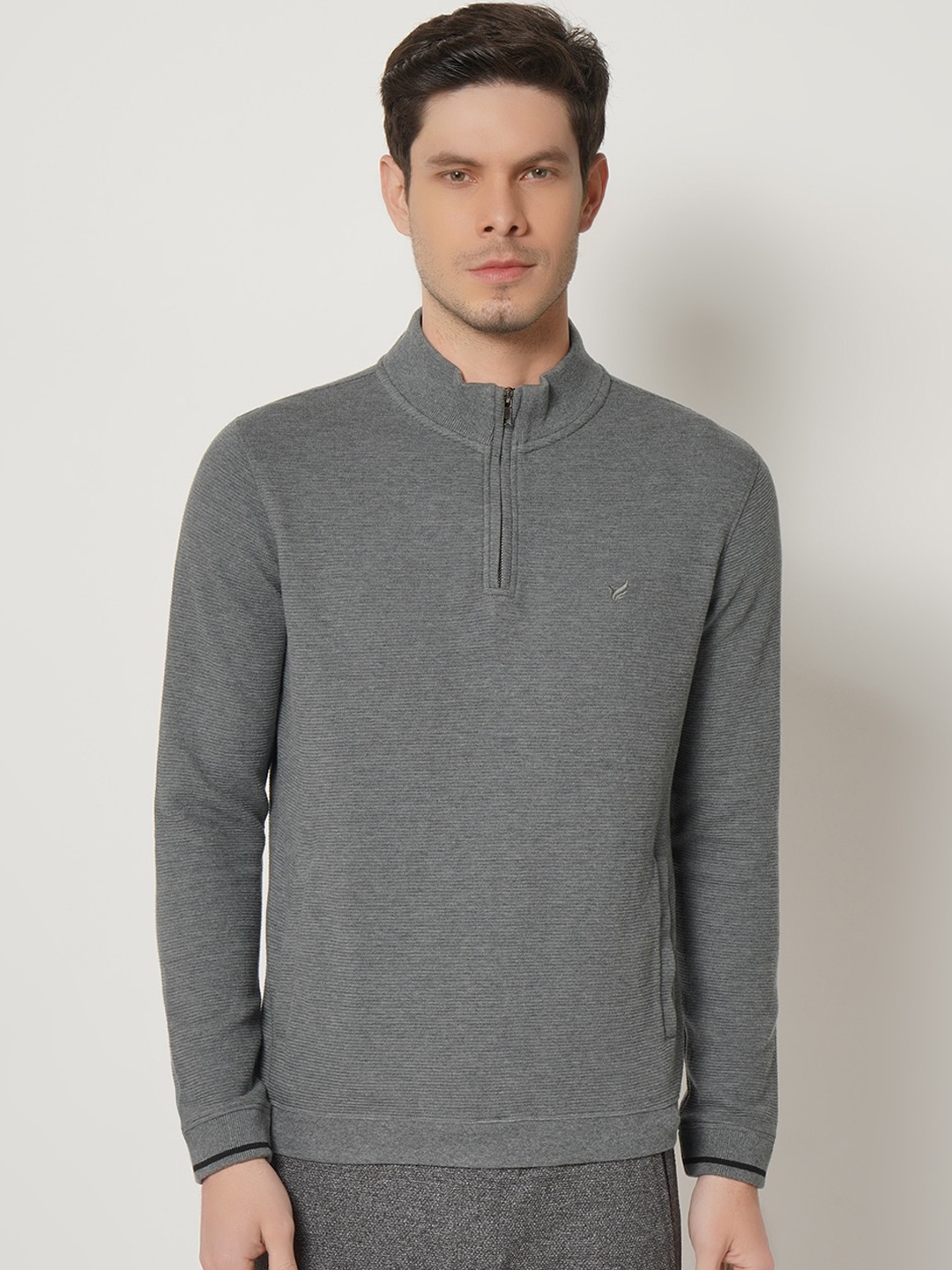 

Blackberrys Men Grey Melange Sweatshirt